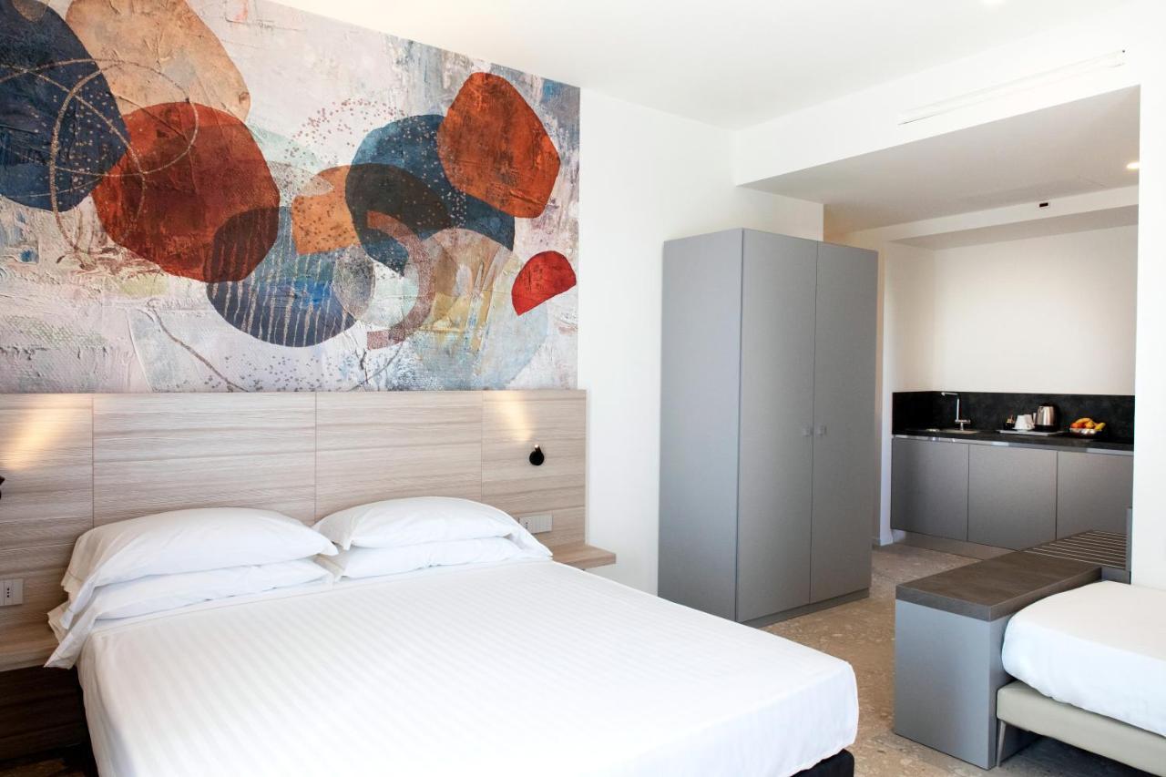 Hotel Cristallo Senigallia Esterno foto