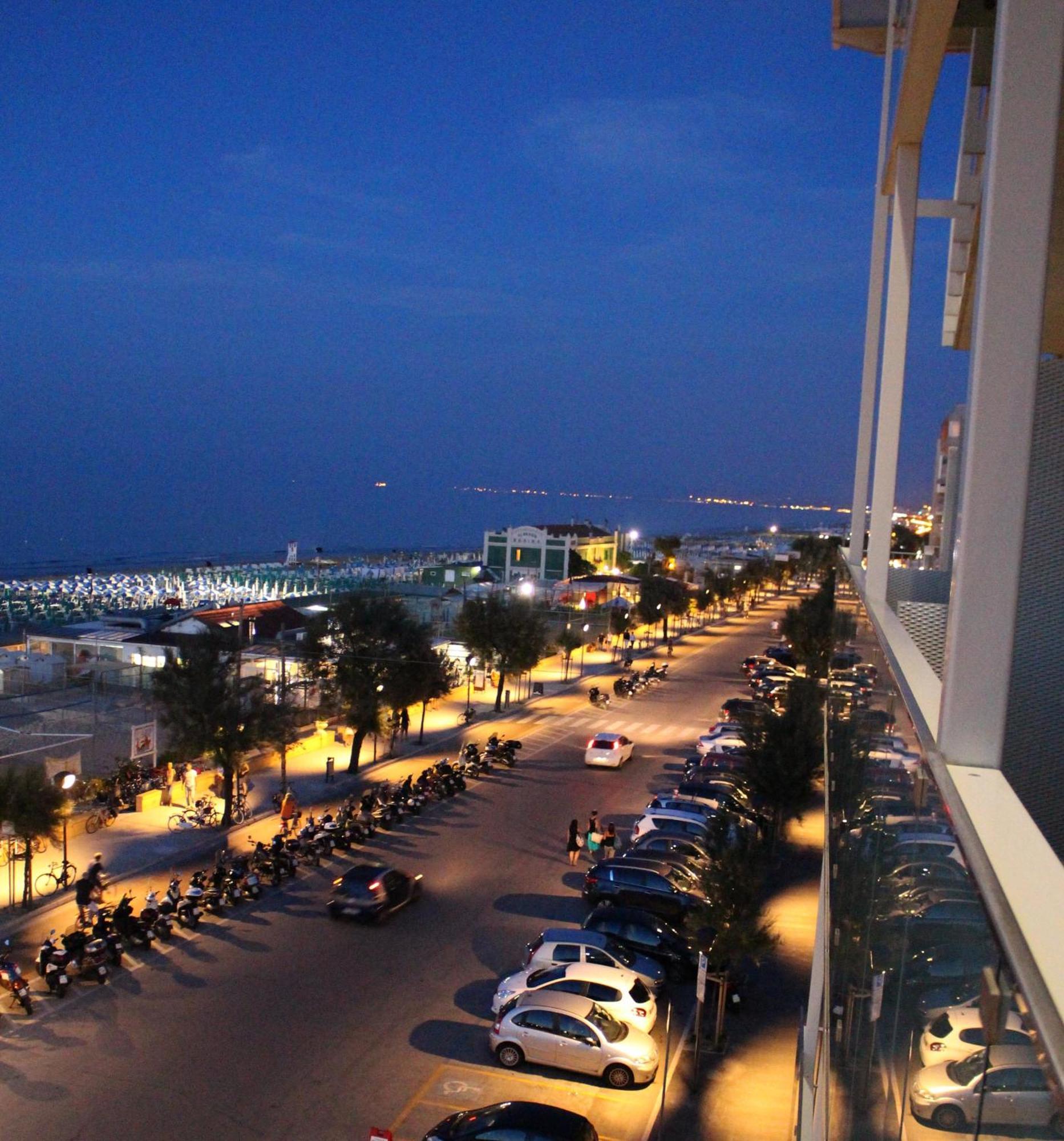 Hotel Cristallo Senigallia Camera foto