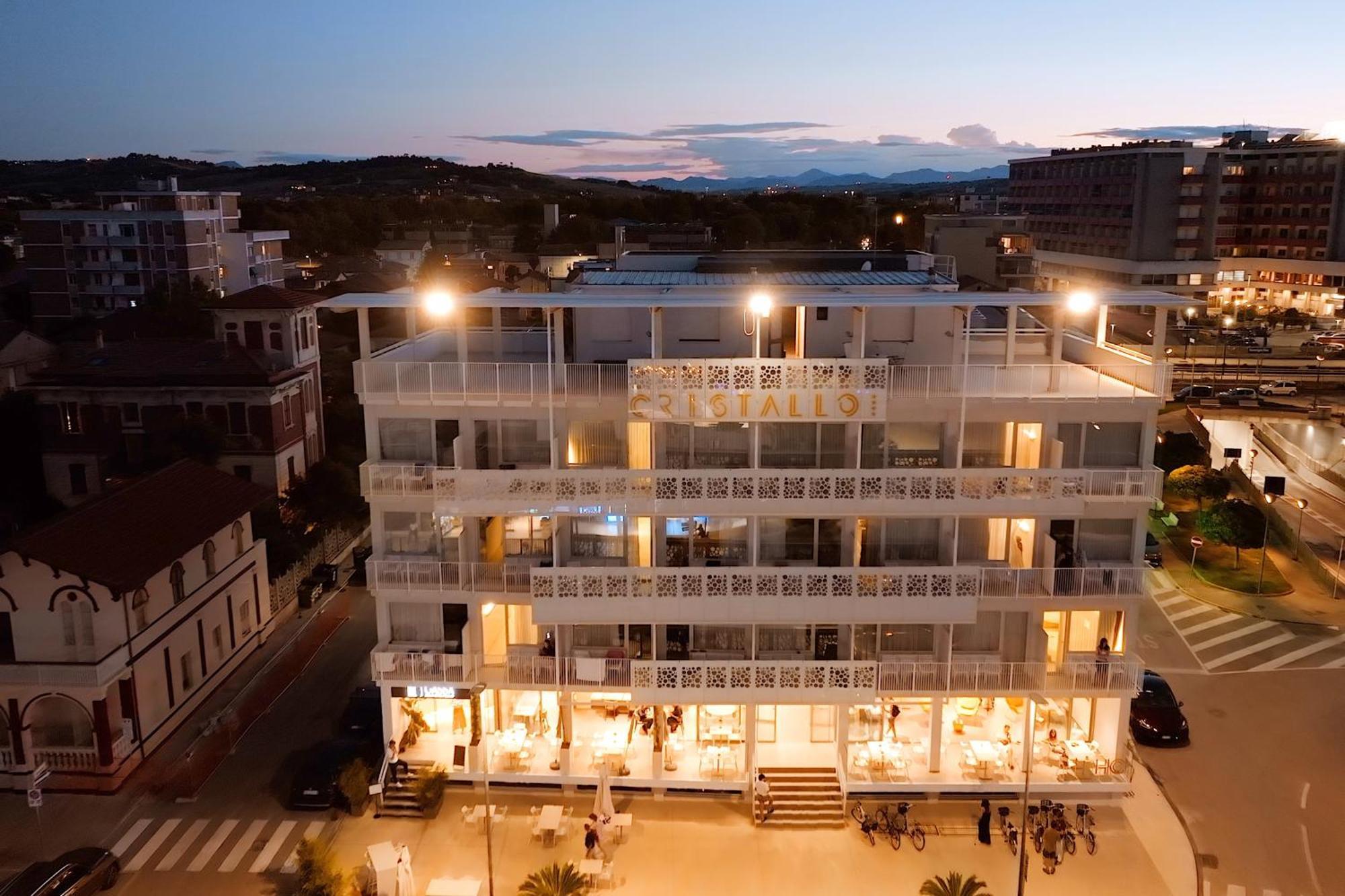 Hotel Cristallo Senigallia Esterno foto